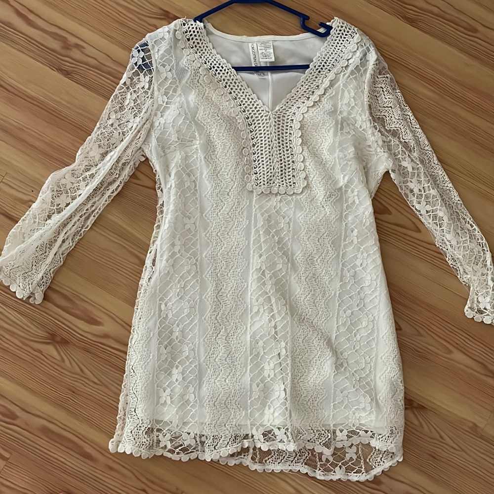 Lace dress or shirt size M
